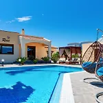 Villa Rose