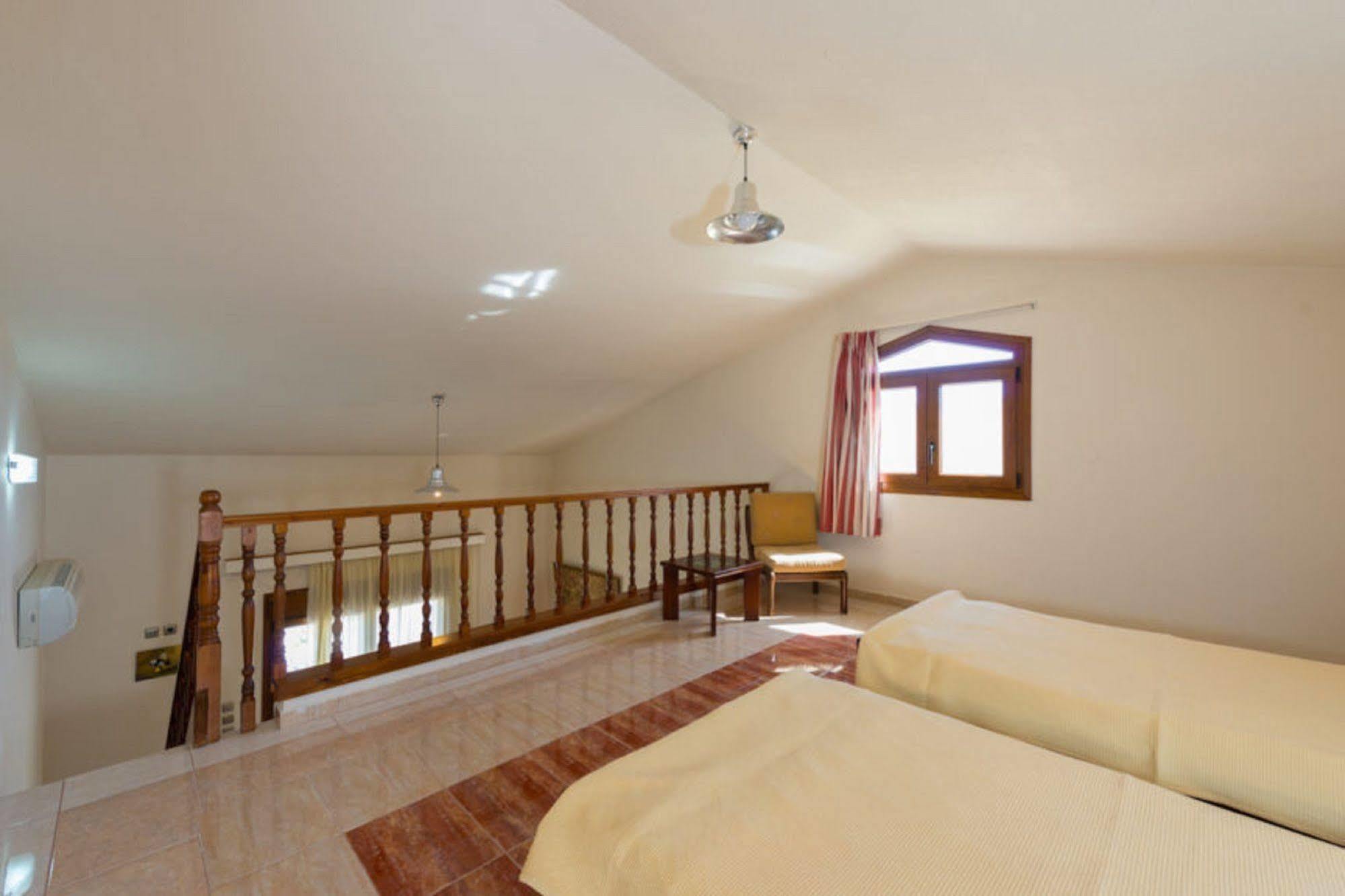 Rose Villa *