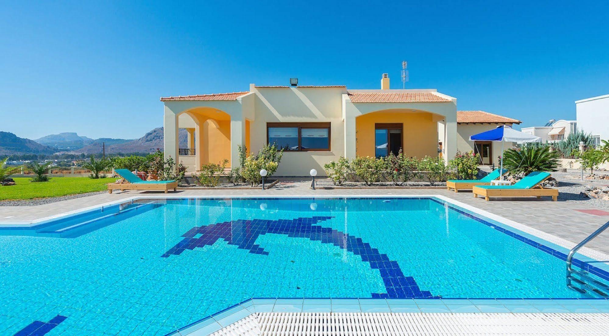 Rose Villa